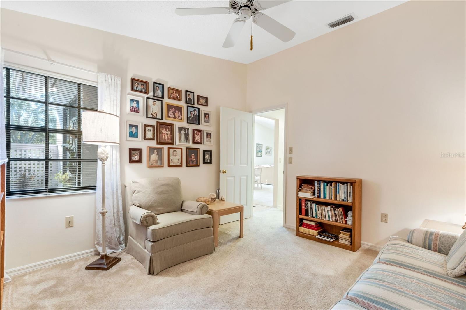 Image 34 of 58 For 5531 Hampstead Heath  44