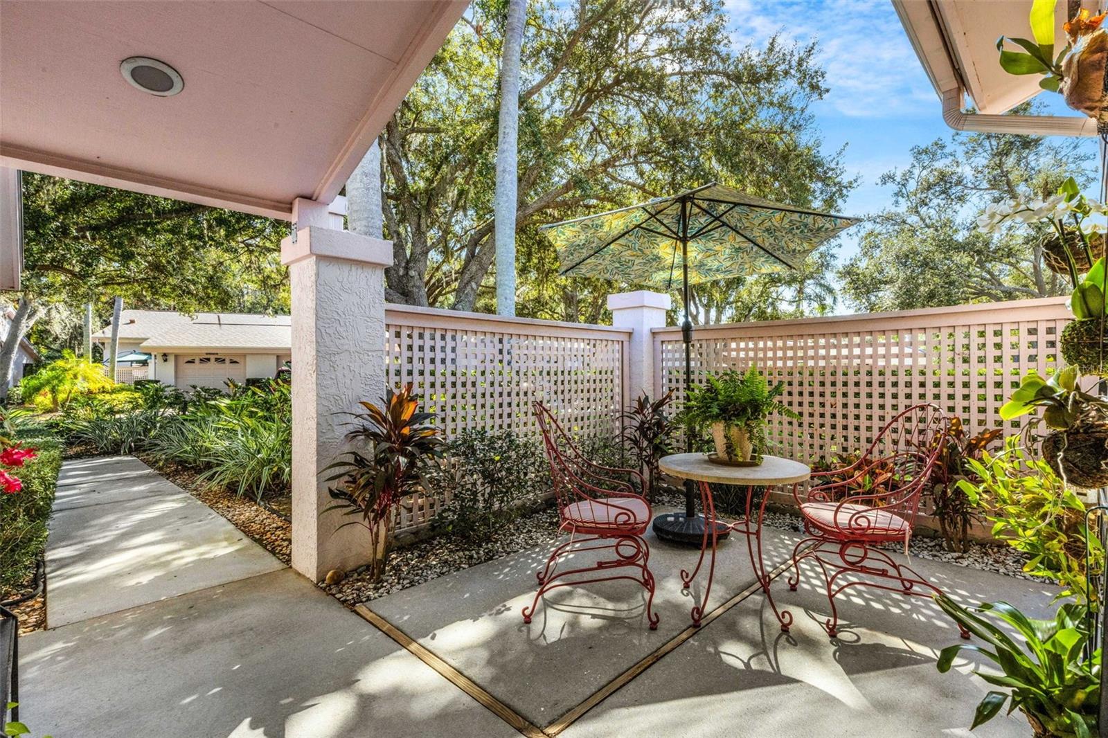 Image 5 of 58 For 5531 Hampstead Heath  44