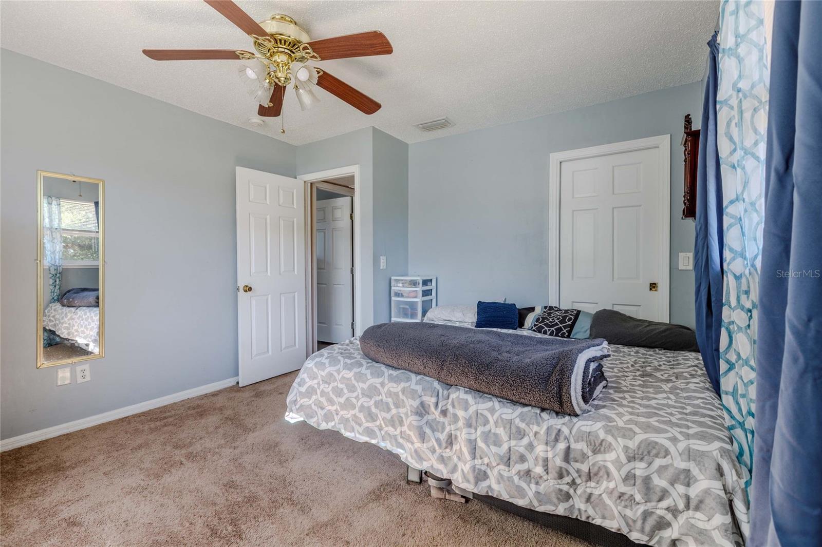 Listing photo id 21 for 1704 Orange Hill Way