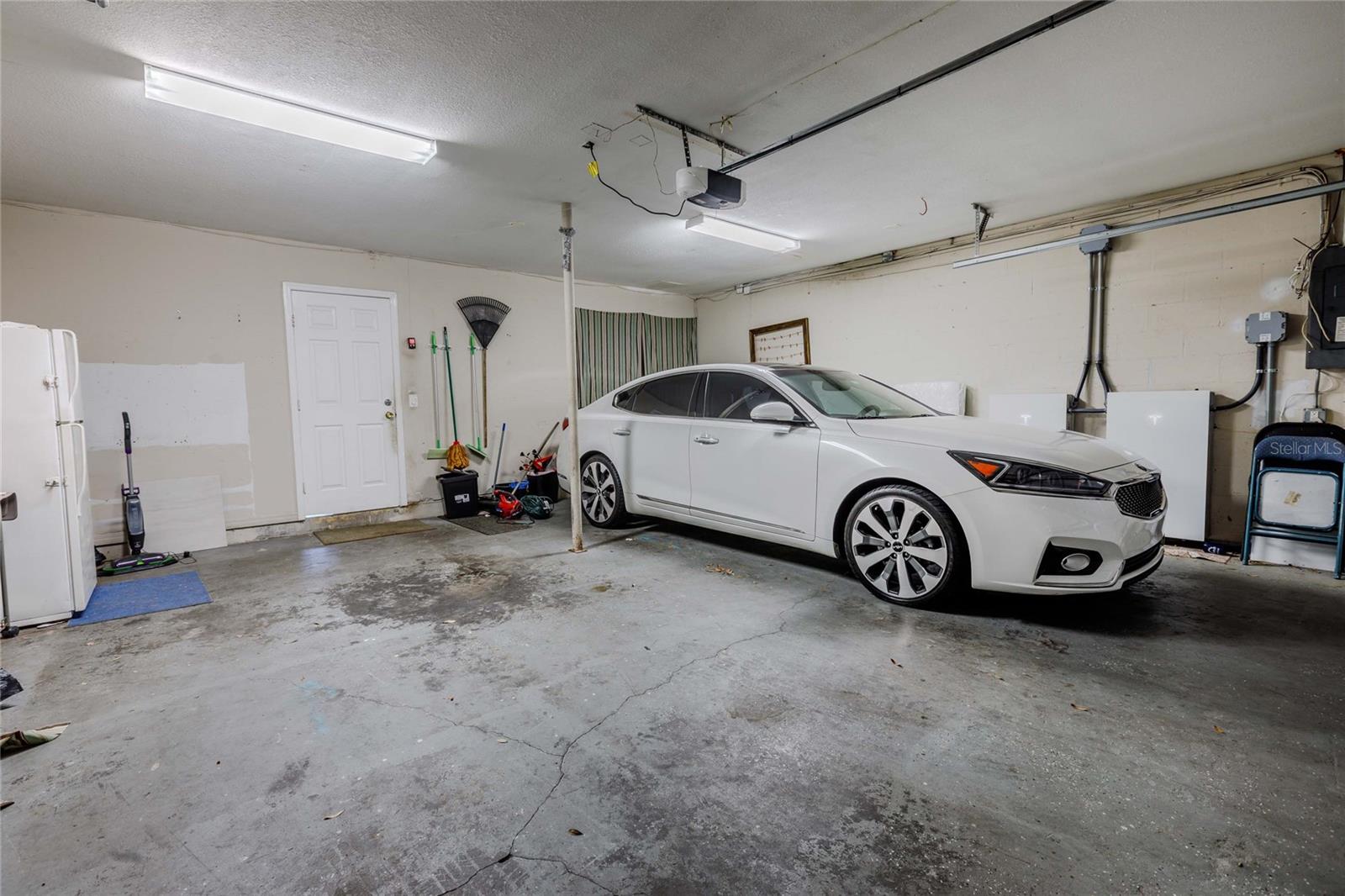 Listing photo id 37 for 1704 Orange Hill Way