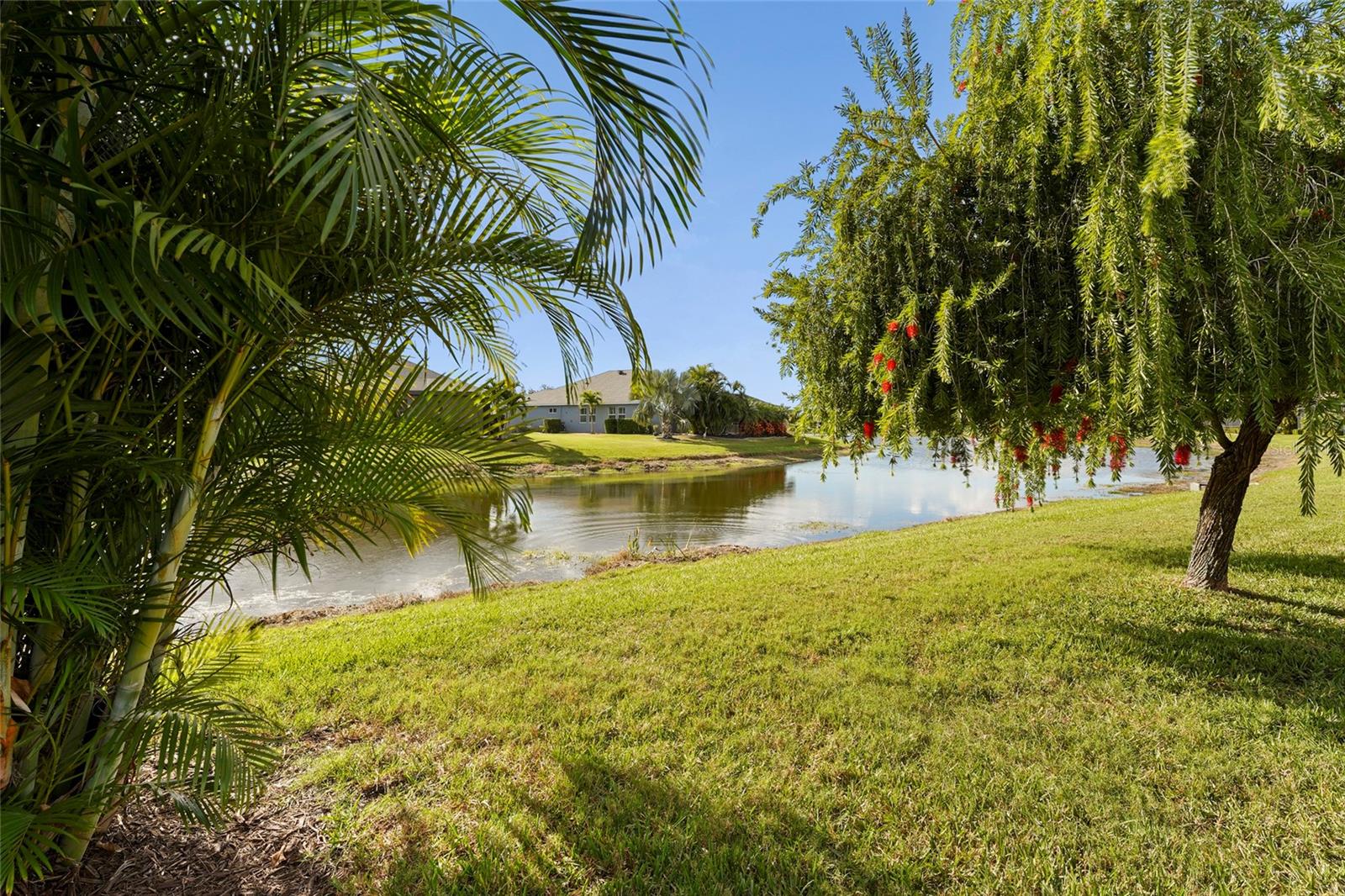 Image 15 of 82 For 609 Rosemary Circle