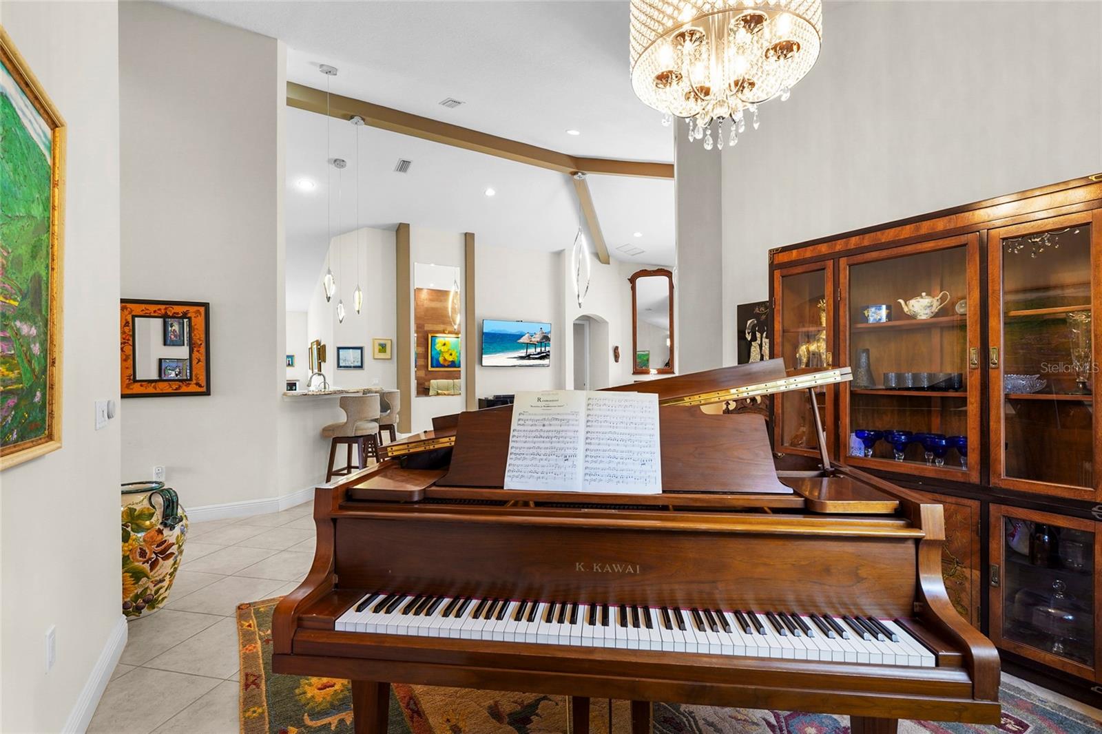 Image 33 of 82 For 609 Rosemary Circle