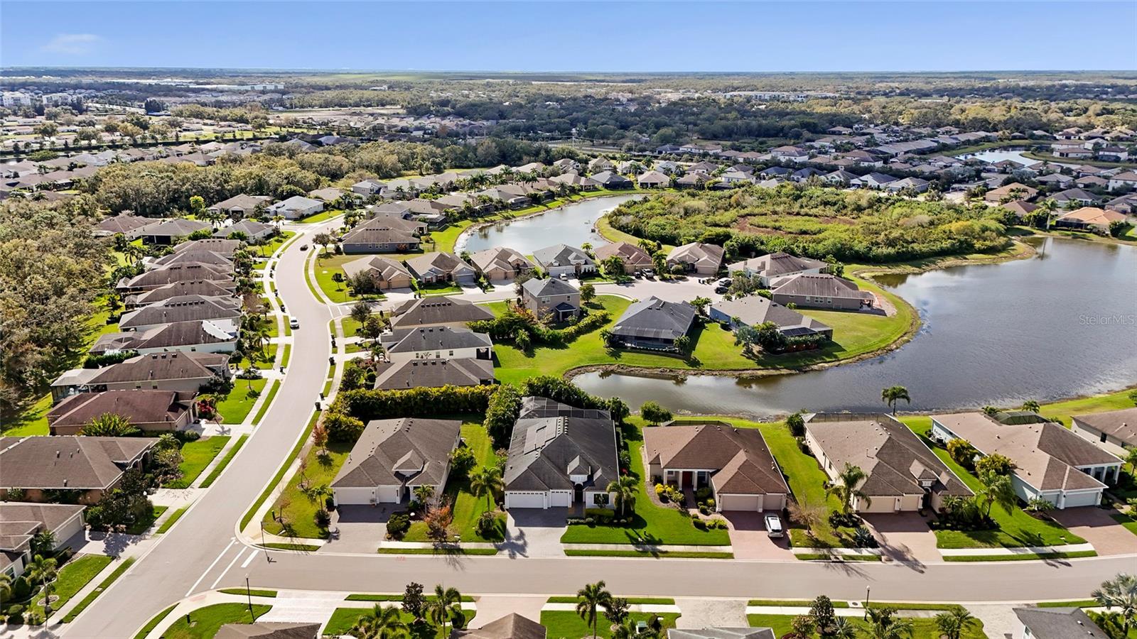 Image 72 of 82 For 609 Rosemary Circle