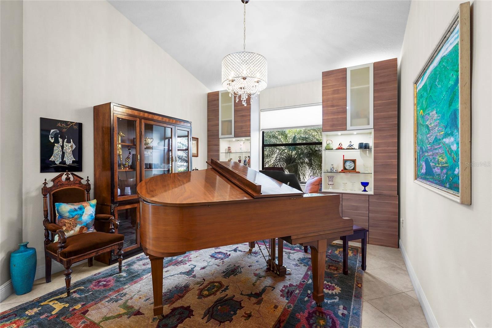 Image 8 of 82 For 609 Rosemary Circle