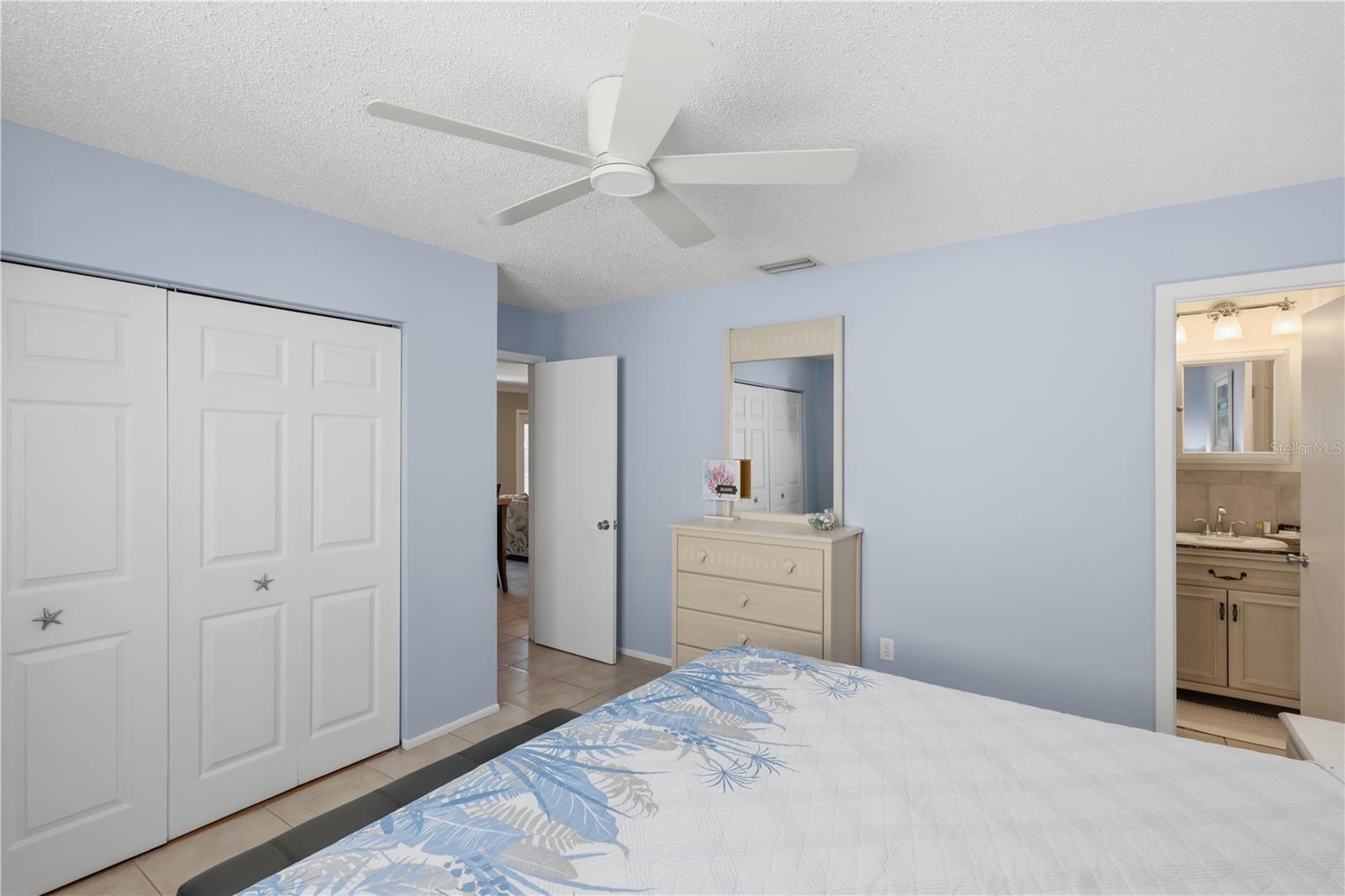 Image 29 of 41 For 117 Neptune Lane