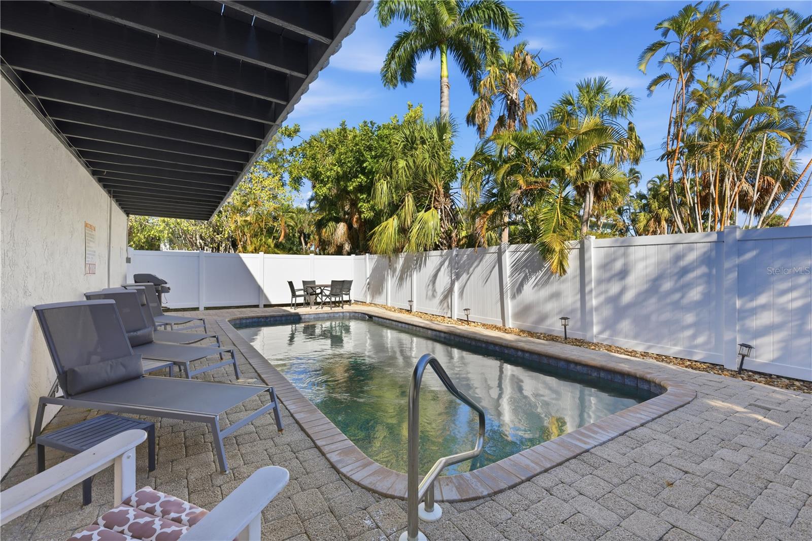 Image 33 of 41 For 117 Neptune Lane