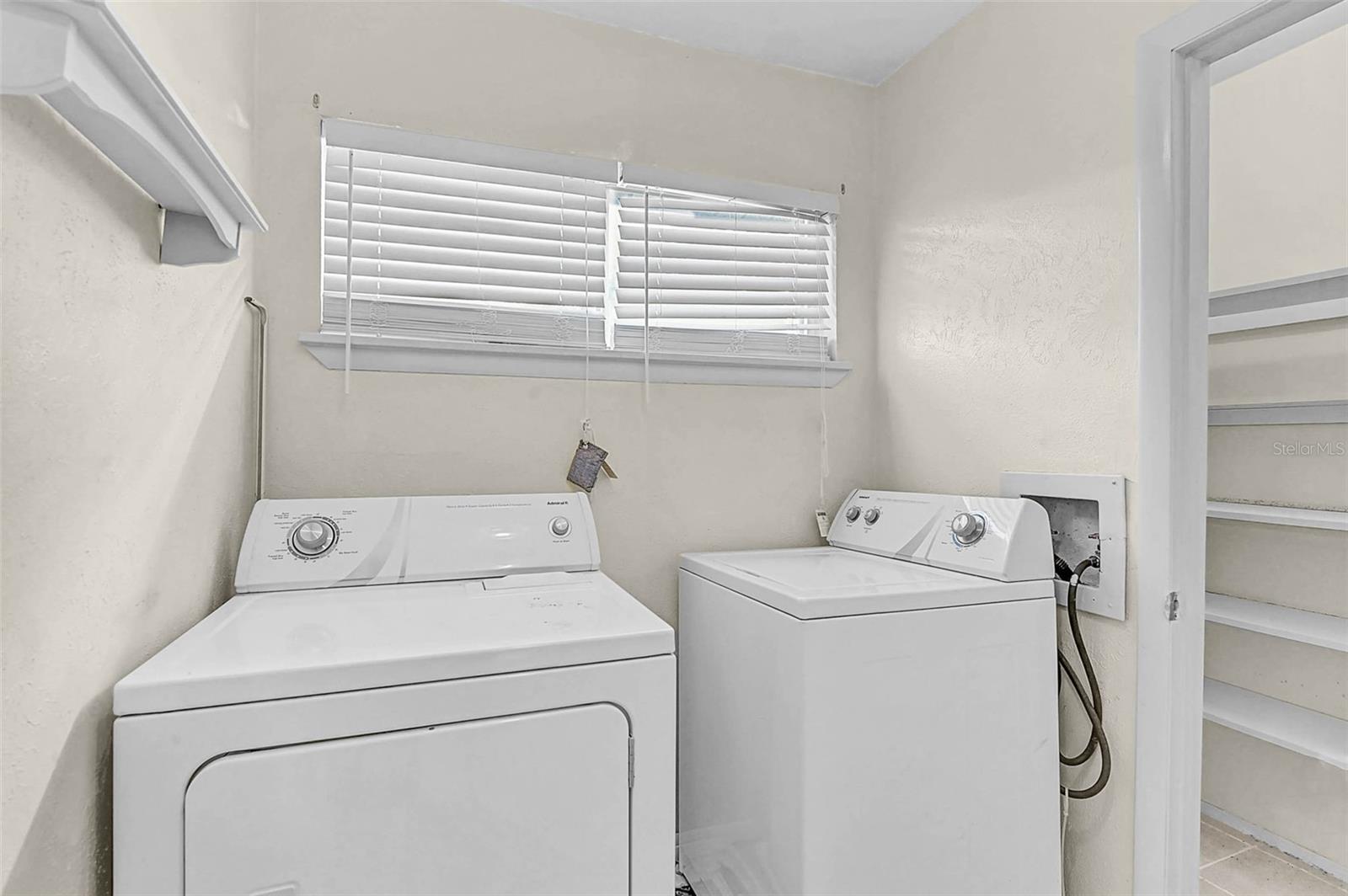 Image 17 of 36 For 4388 Rayfield Drive 4388