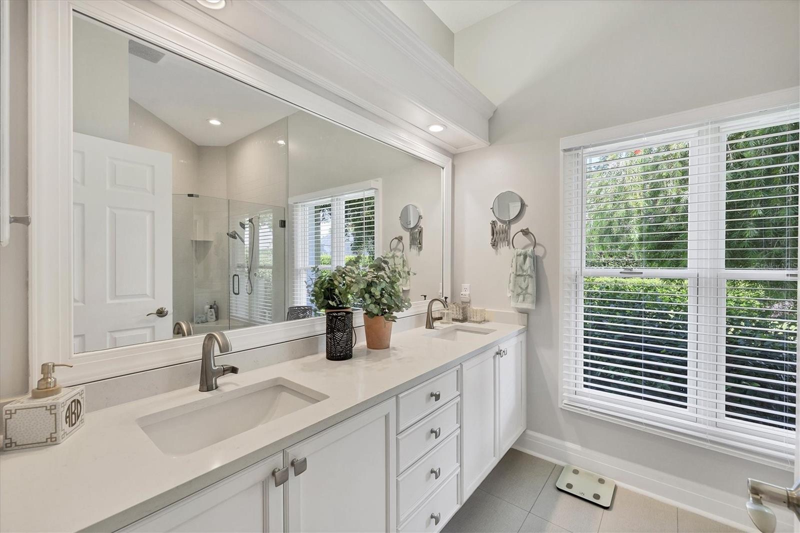 Image 31 of 75 For 3386 Charles Macdonald Drive