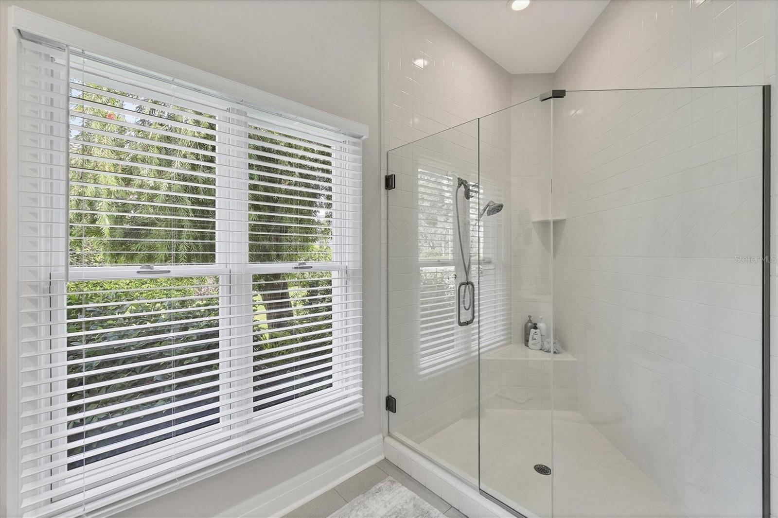 Image 32 of 75 For 3386 Charles Macdonald Drive