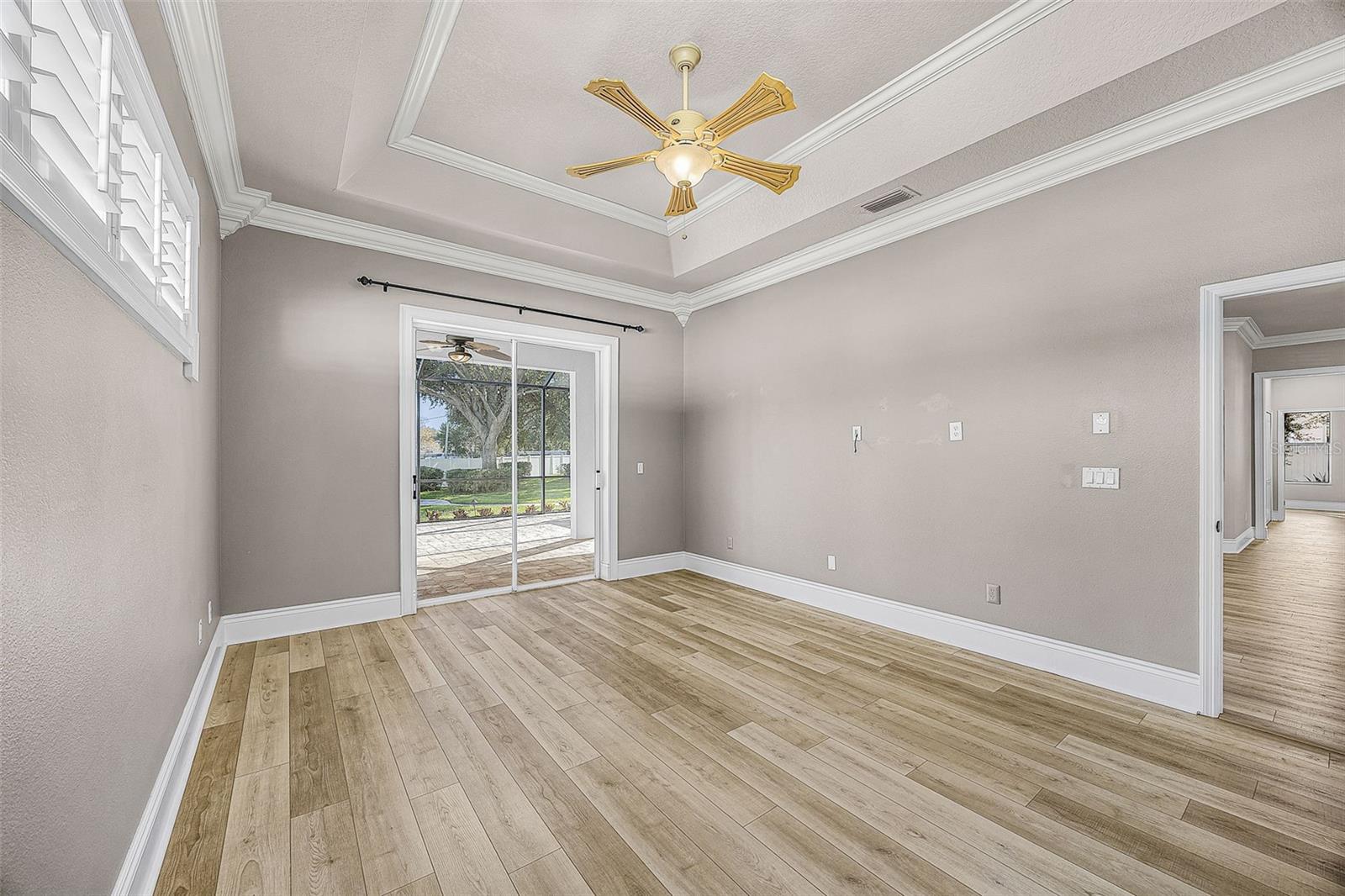 Listing photo id 25 for 2808 Duncan Tree Circle