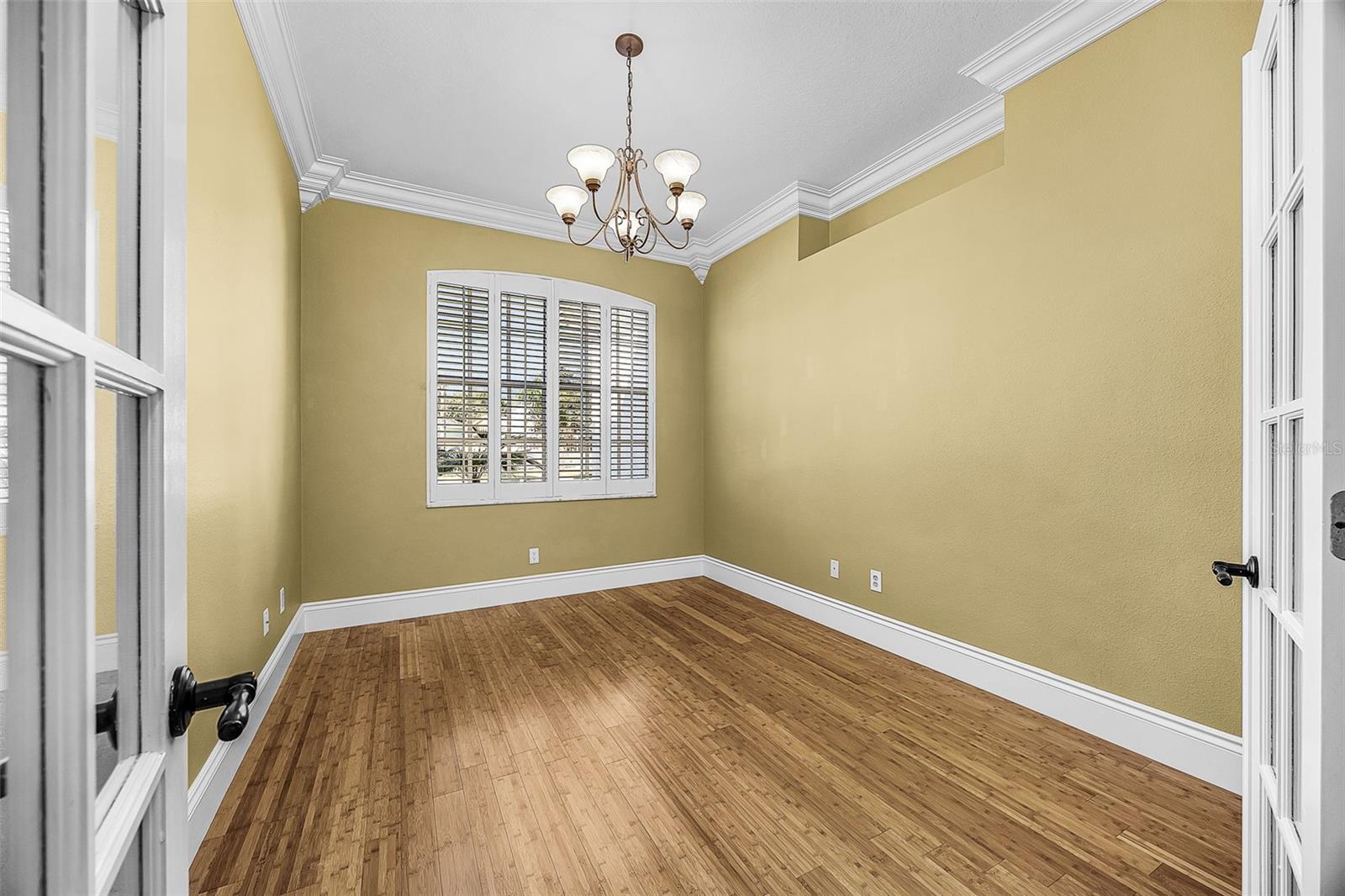 Listing photo id 35 for 2808 Duncan Tree Circle