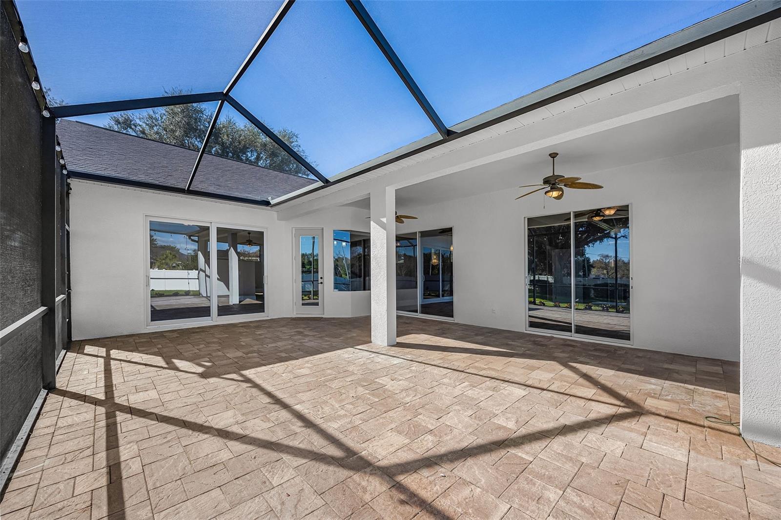 Listing photo id 39 for 2808 Duncan Tree Circle