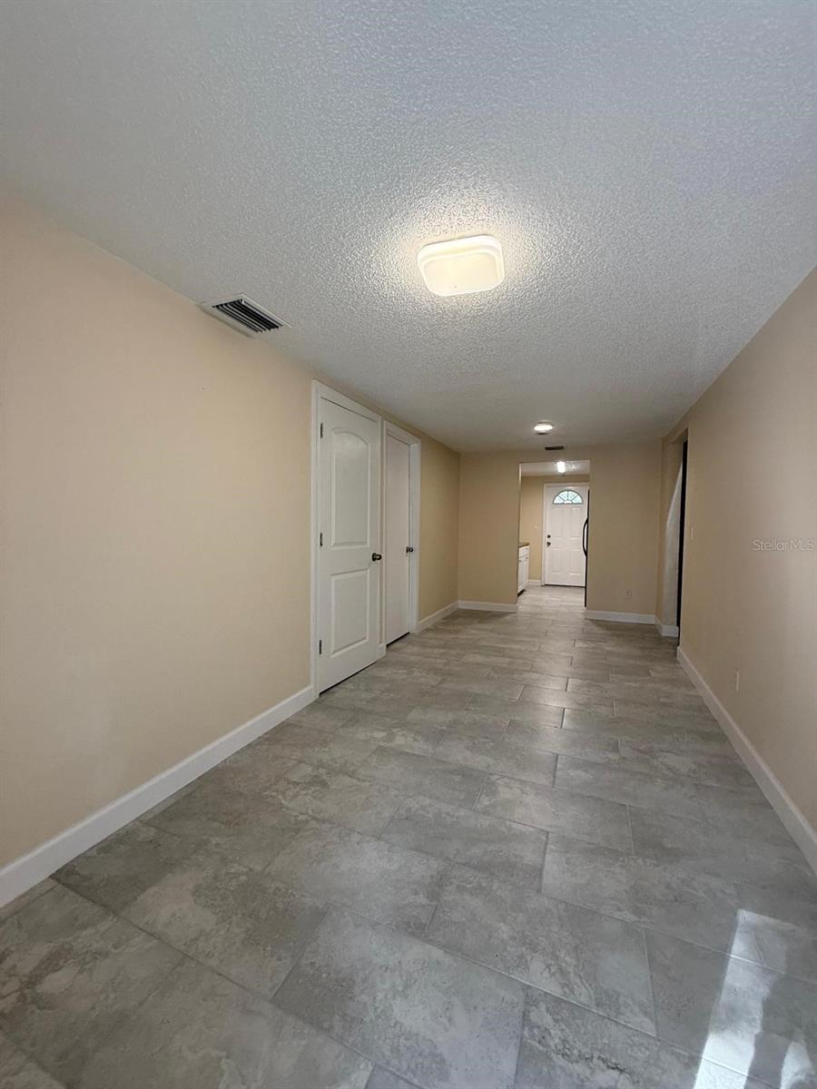 Image 8 of 19 For 5514 16th Street W A