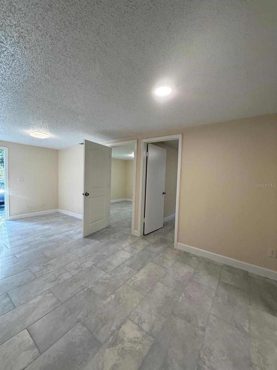 Image 9 of 19 For 5514 16th Street W A