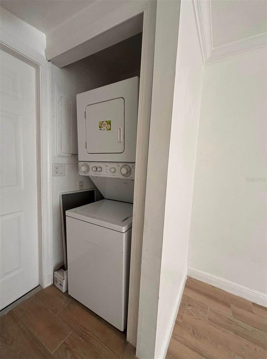 Image 14 of 16 For 3925 Mesa Avenue