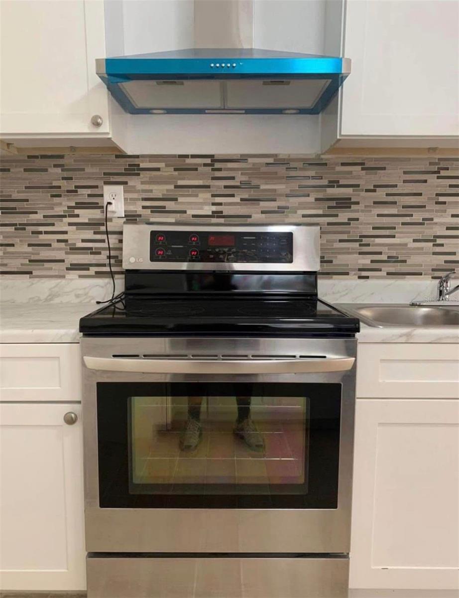 Image 7 of 16 For 3925 Mesa Avenue