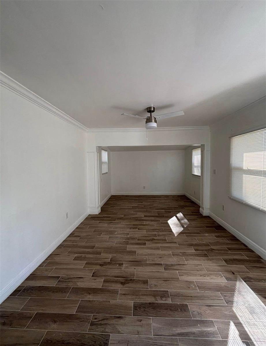 Image 9 of 16 For 3925 Mesa Avenue