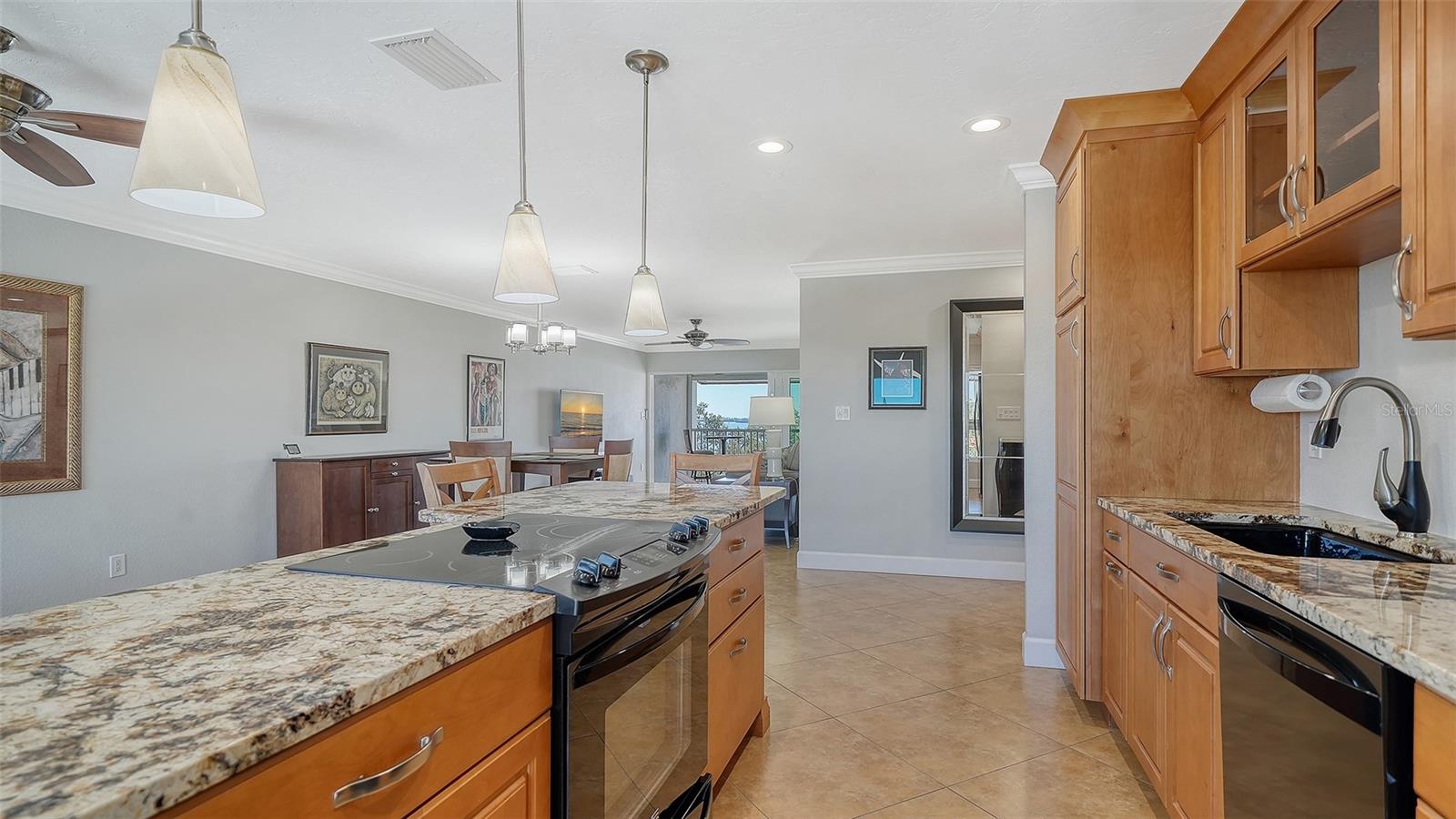 Image 8 of 40 For 1100 Imperial Drive 608