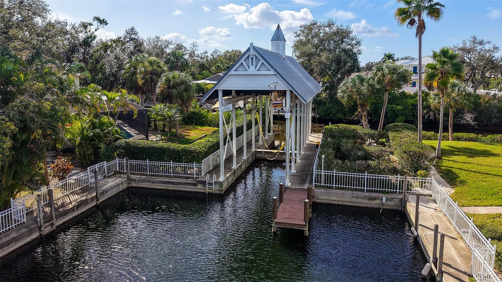 Image 13 of 66 For 4707 Clipper Drive