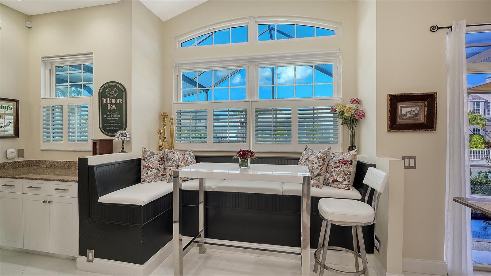 Image 25 of 66 For 4707 Clipper Drive