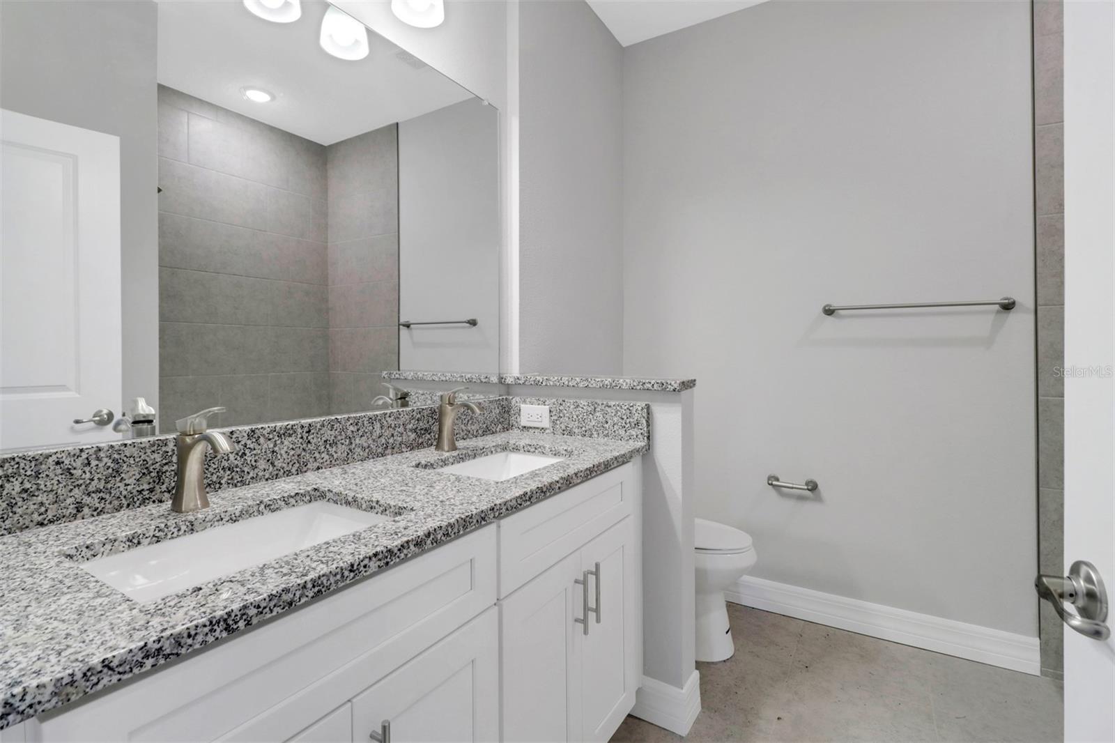 Image 17 of 24 For 23158 Ranger Avenue