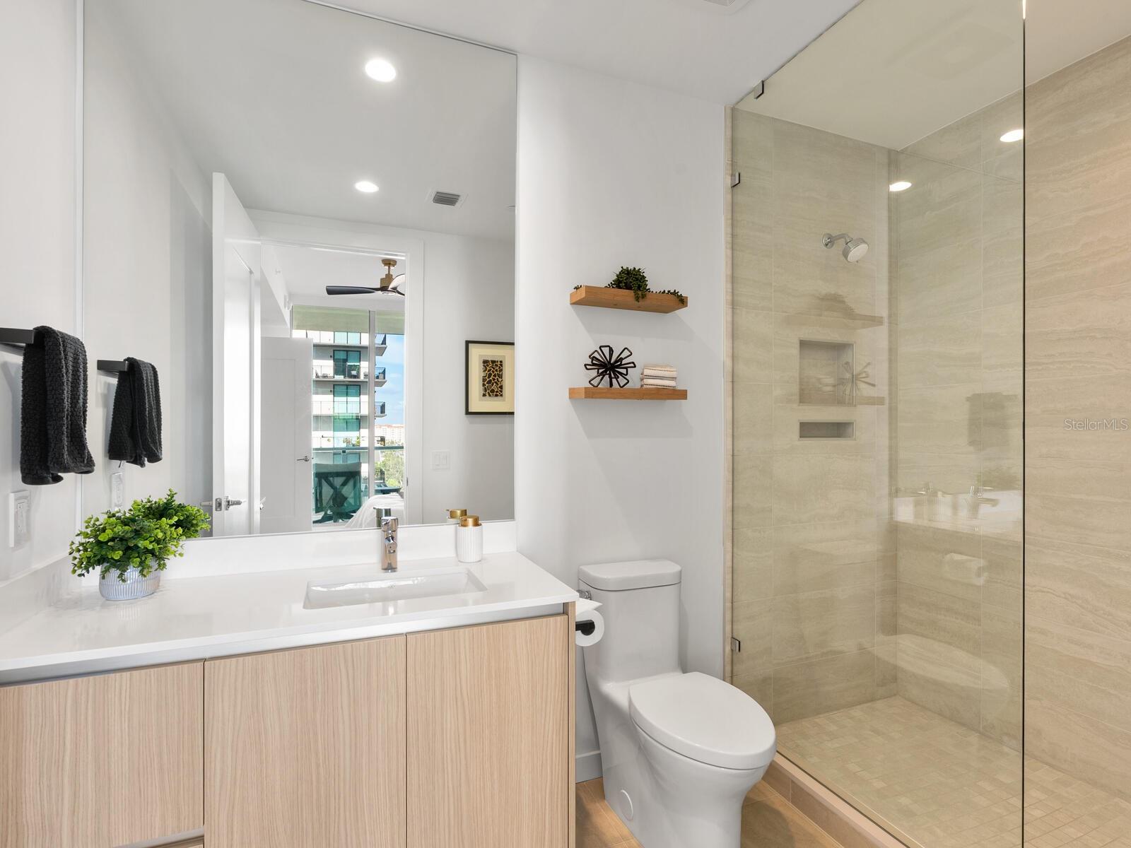 Image 38 of 78 For 301 Quay Commons  804