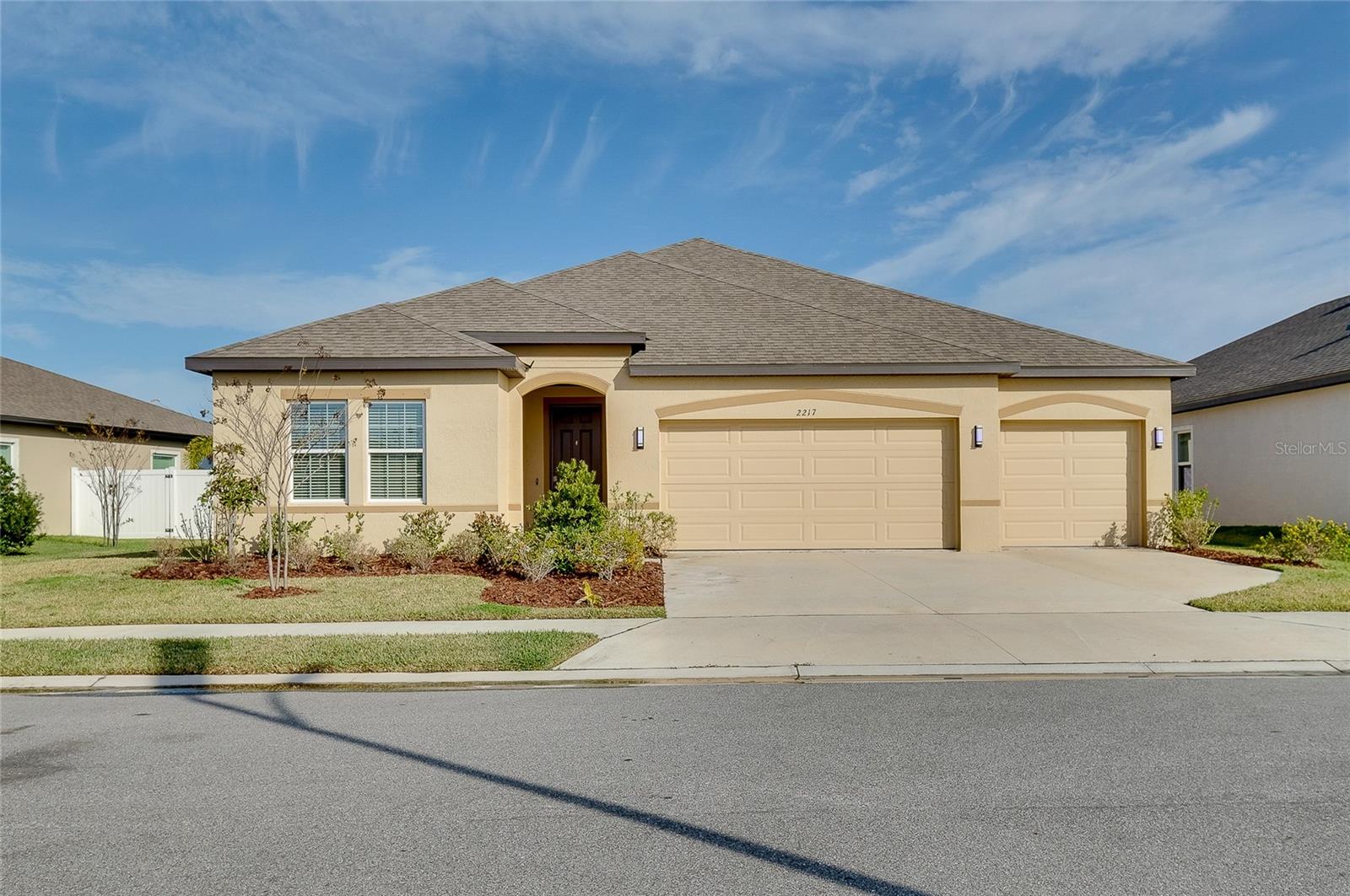 Image 3 of 54 For 2217 Mizner Bay Avenue