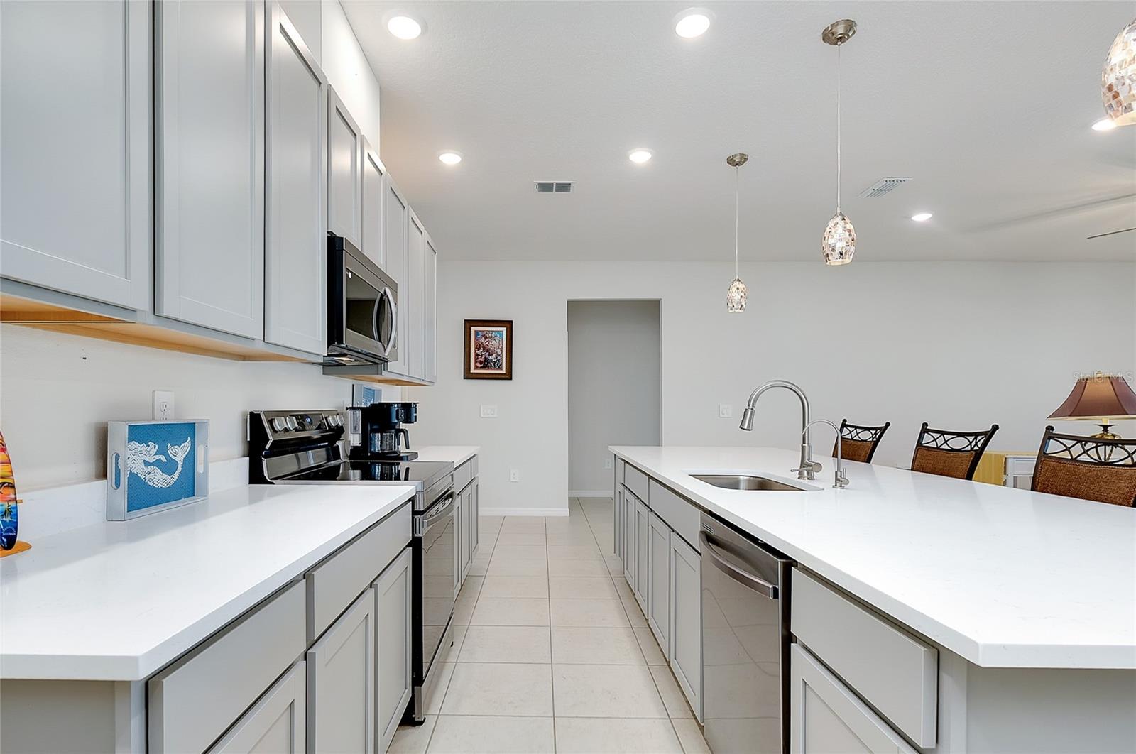 Image 8 of 54 For 2217 Mizner Bay Avenue