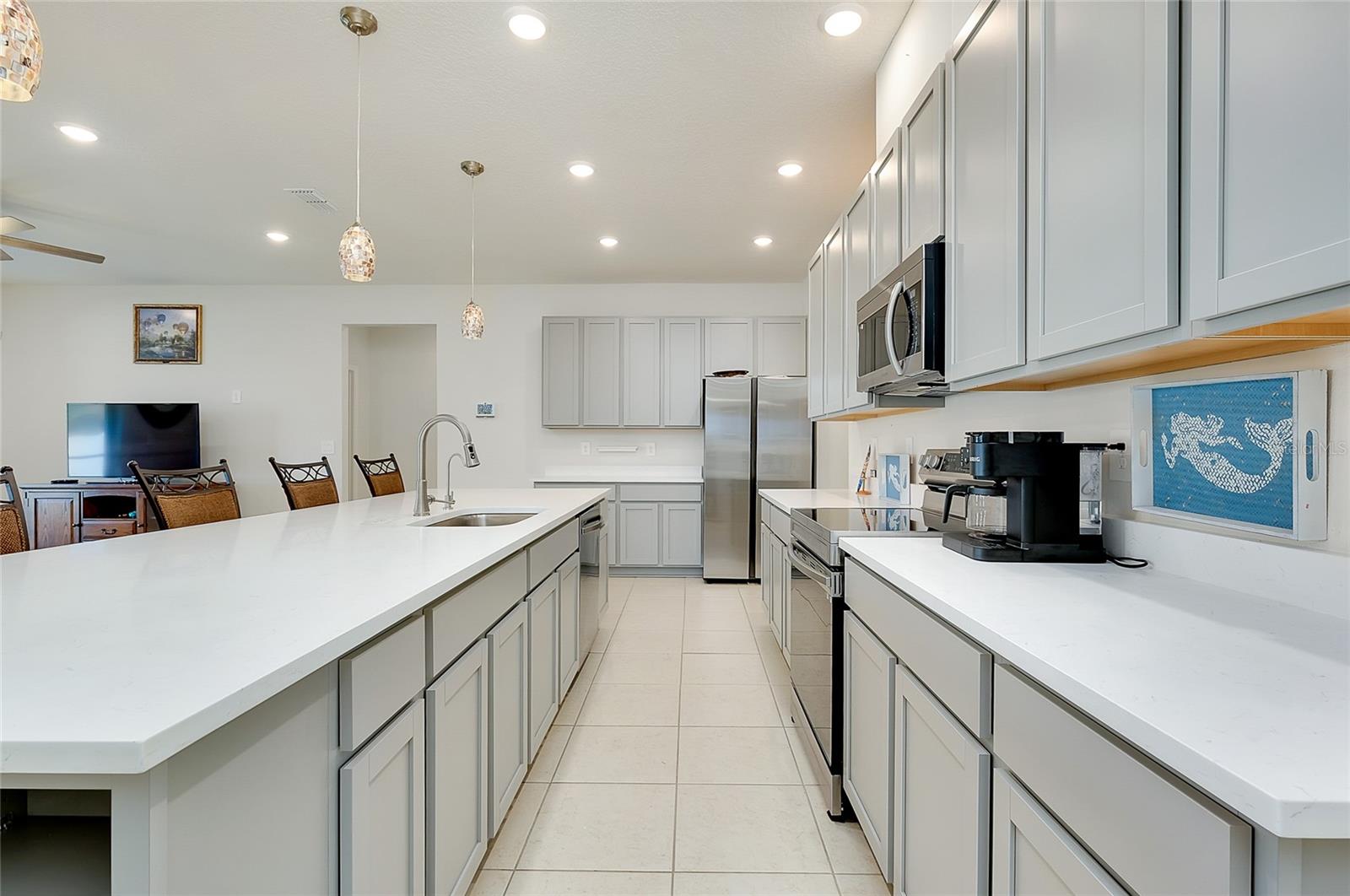 Image 9 of 54 For 2217 Mizner Bay Avenue