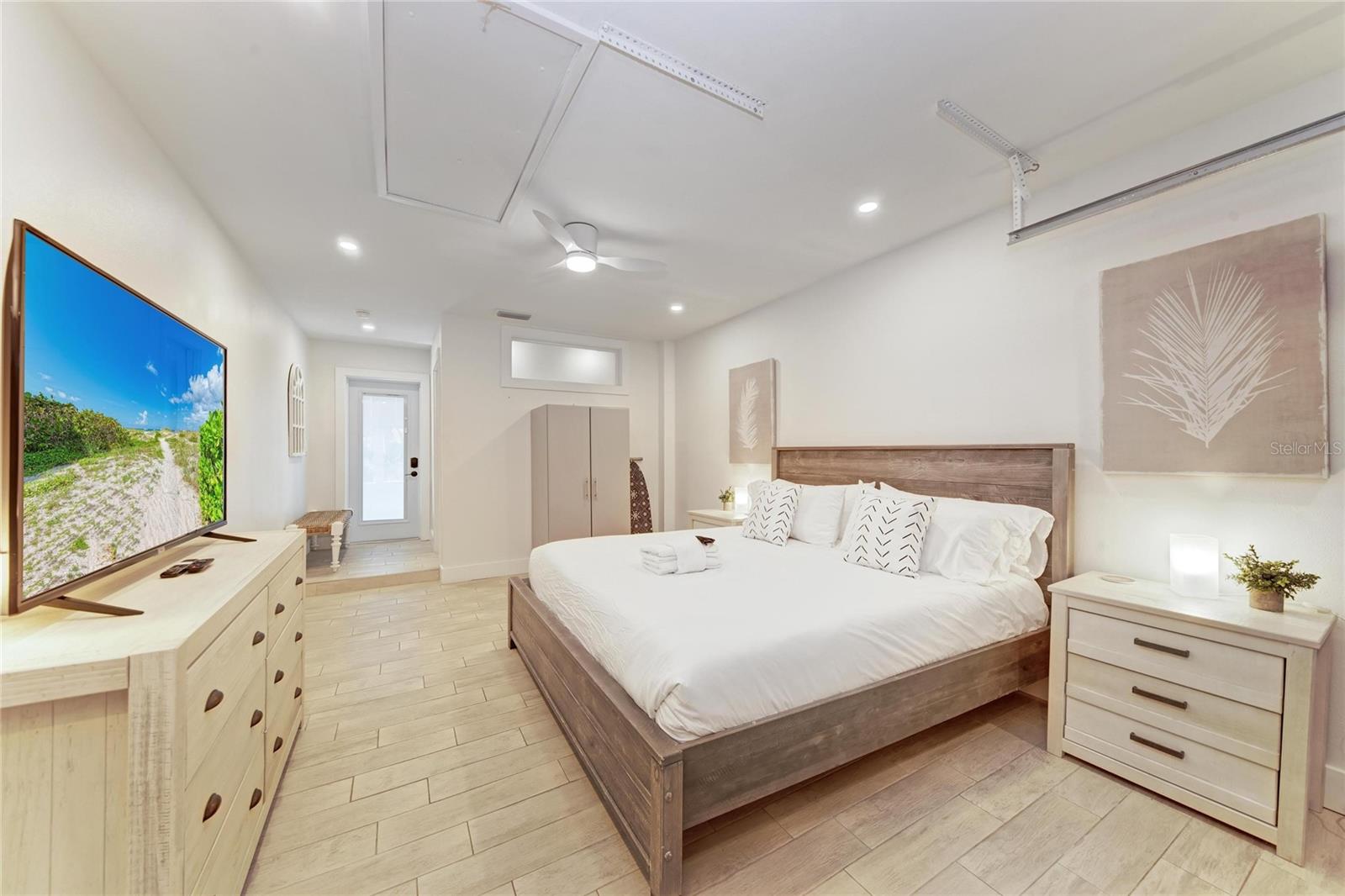 Image 28 of 51 For 57 Shore Drive