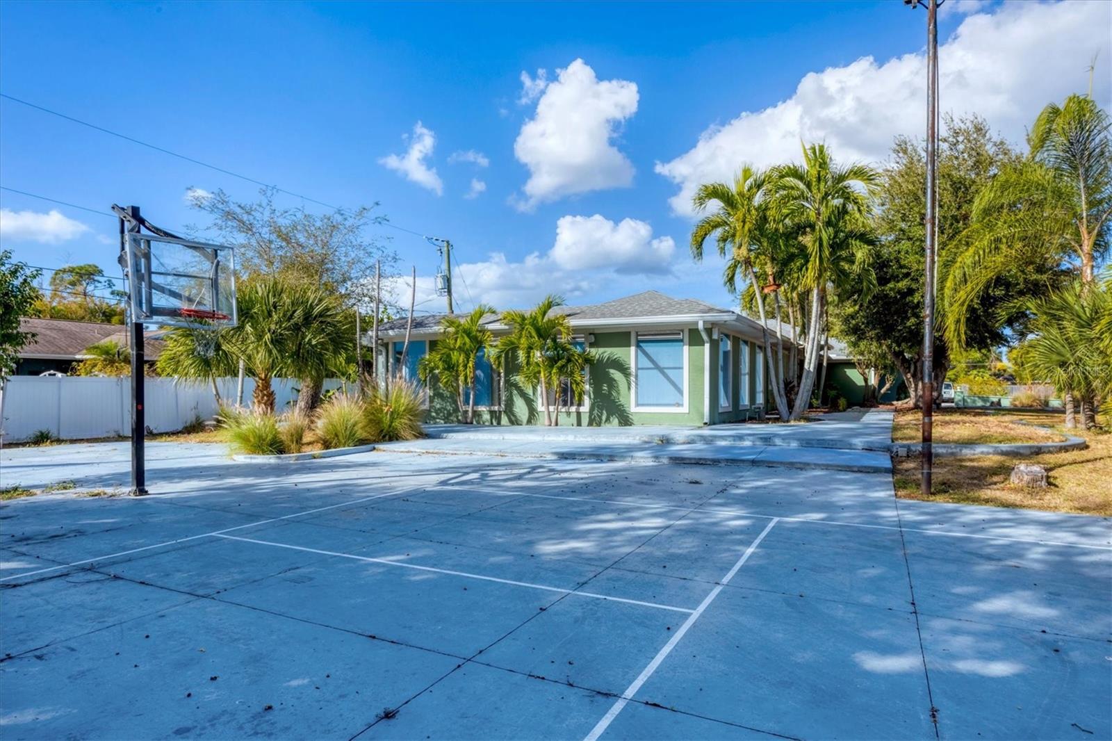 Image 35 of 36 For 2540 Carmine Road