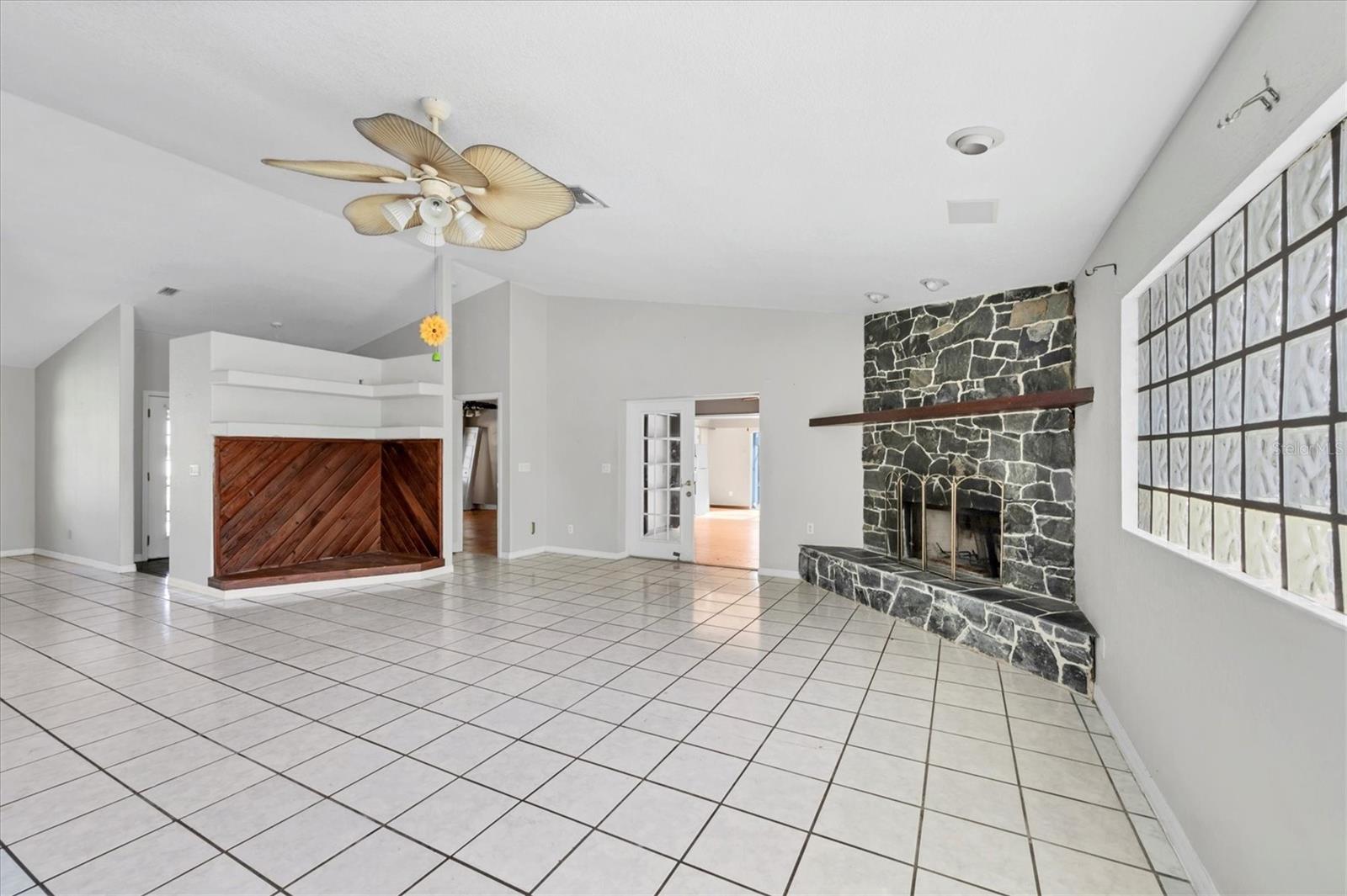 Image 7 of 36 For 2540 Carmine Road