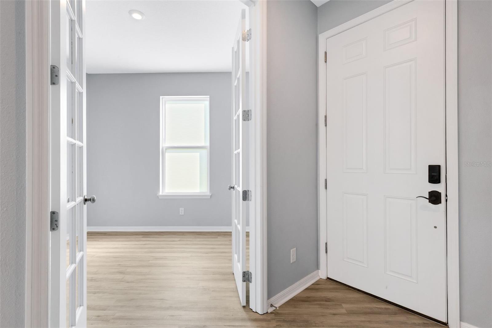 Image 25 of 65 For 5579 Summit Glen