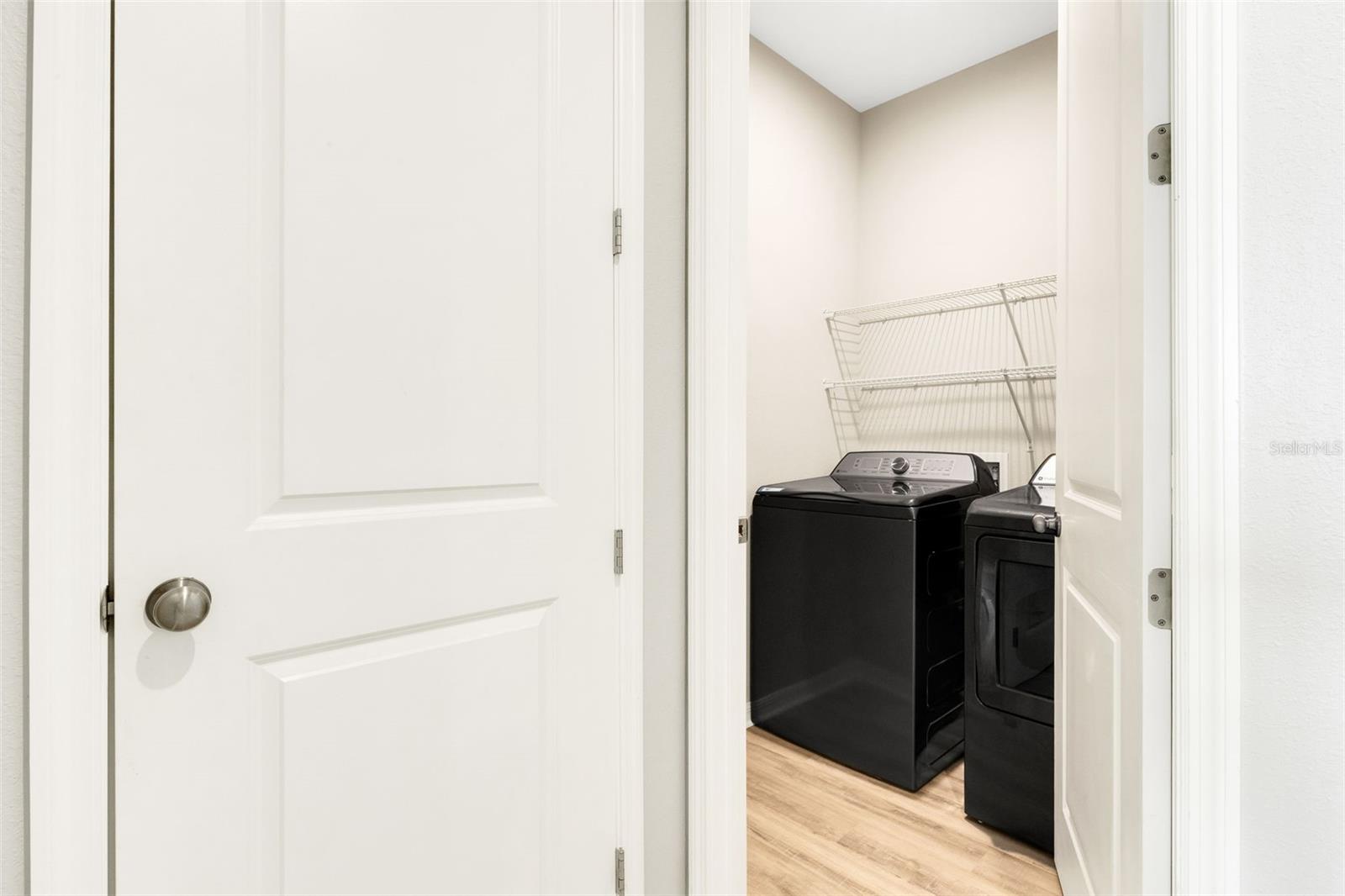 Image 30 of 65 For 5579 Summit Glen