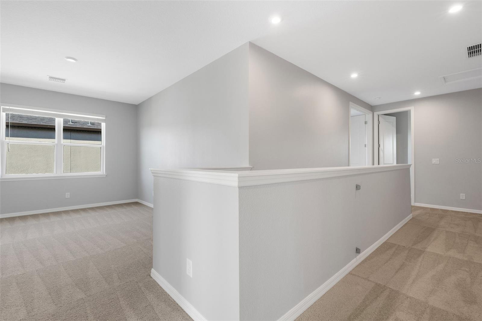 Image 36 of 65 For 5579 Summit Glen