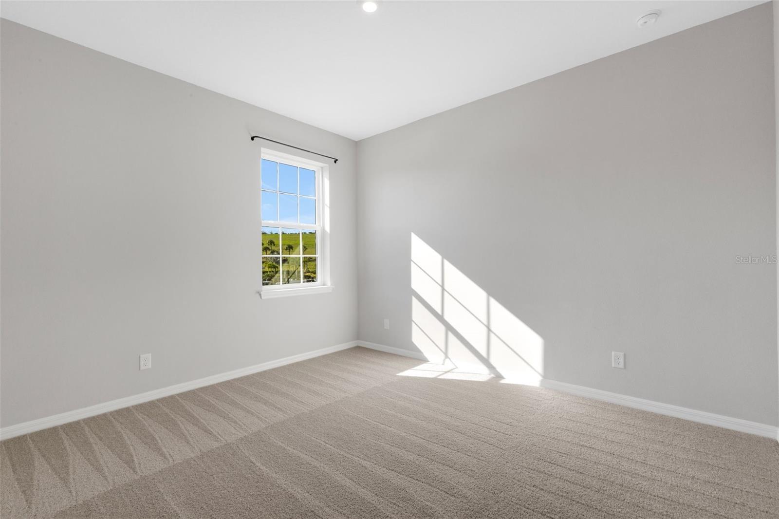 Image 41 of 65 For 5579 Summit Glen