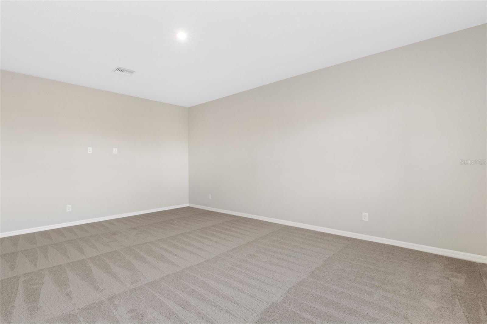 Image 57 of 65 For 5579 Summit Glen