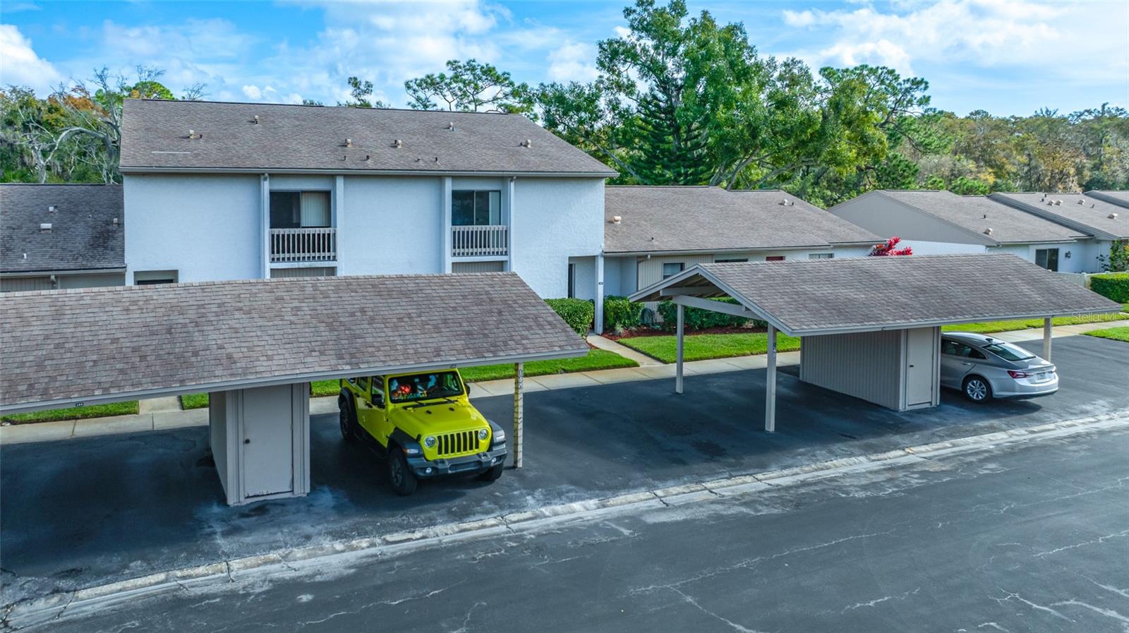 Image 15 of 70 For 140 Michaels Circle