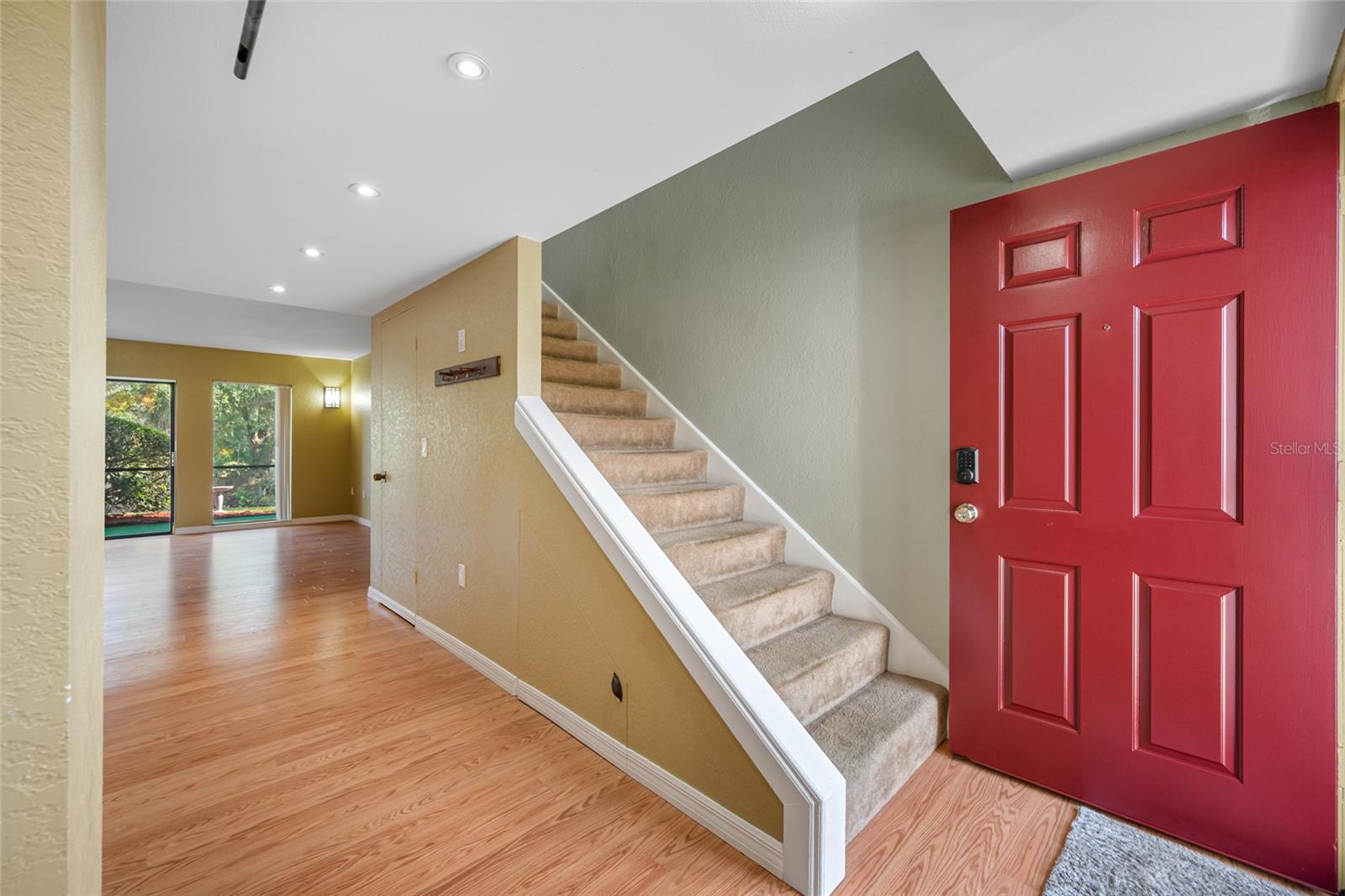 Image 19 of 70 For 140 Michaels Circle