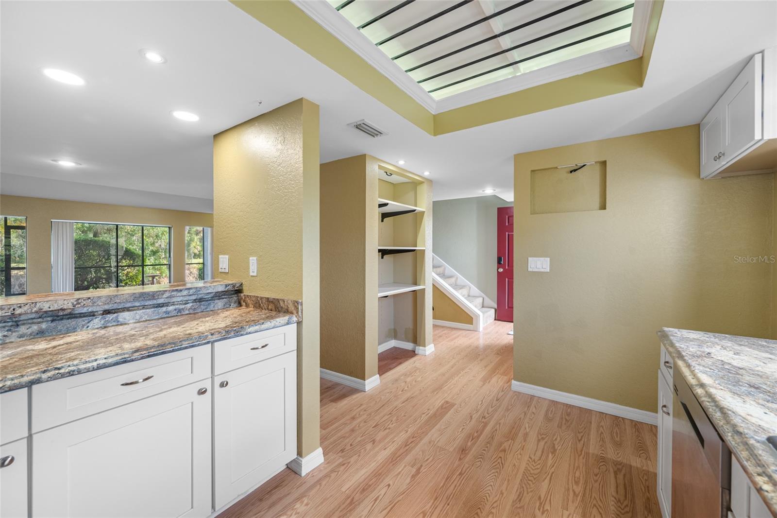 Image 29 of 70 For 140 Michaels Circle