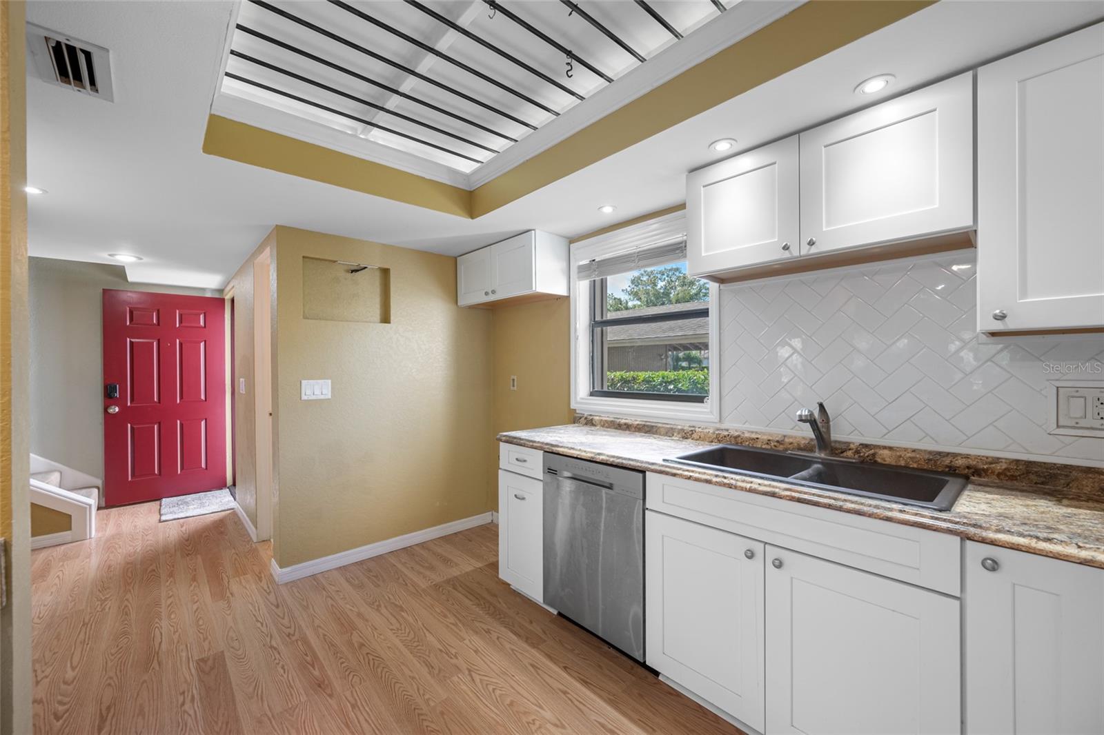 Image 30 of 70 For 140 Michaels Circle