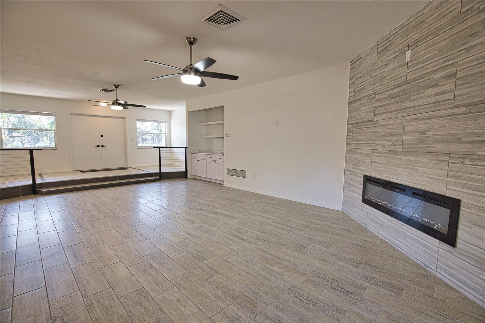 Image 11 of 39 For 651 Percheron Circle