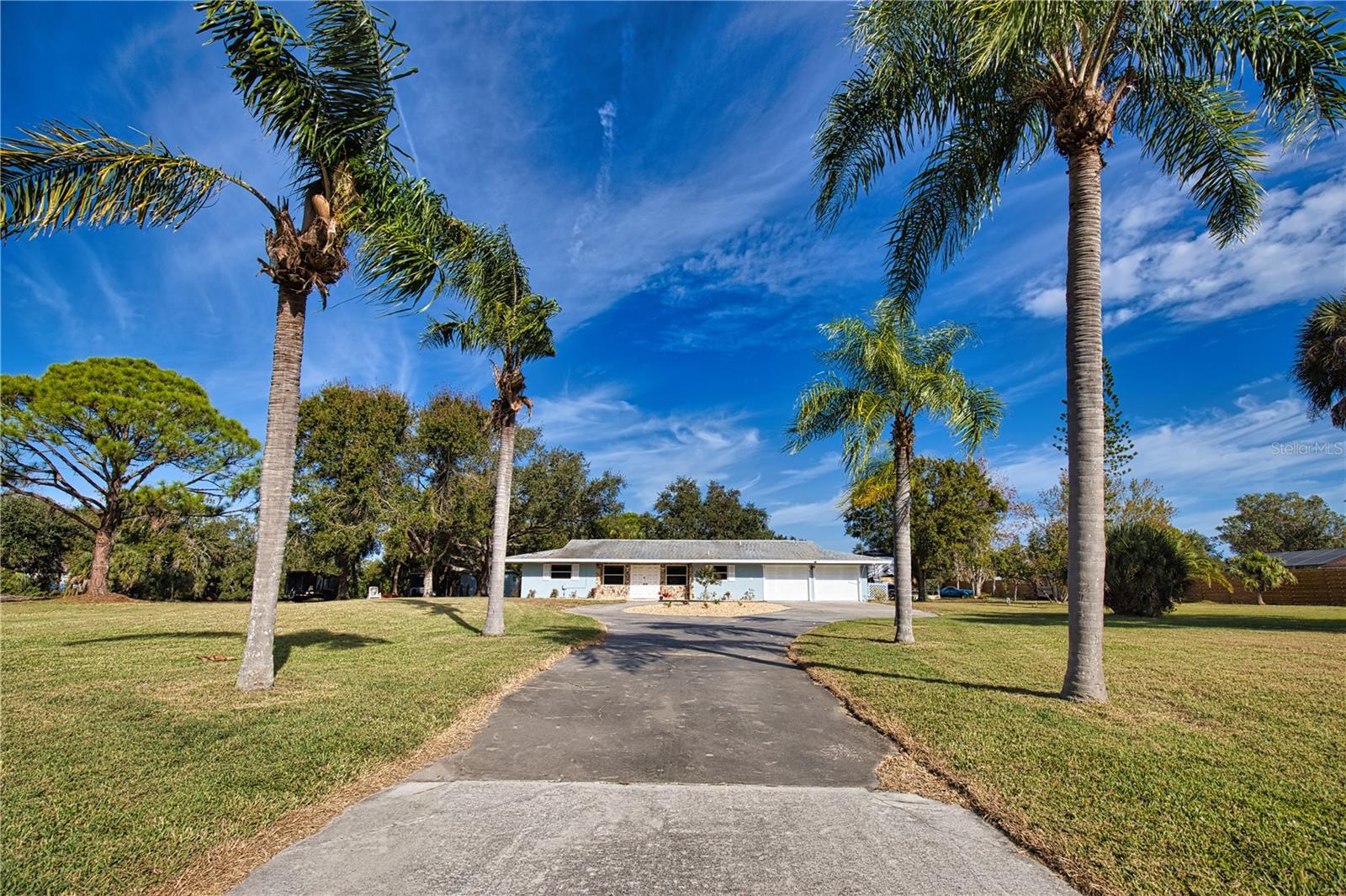 Image 2 of 39 For 651 Percheron Circle