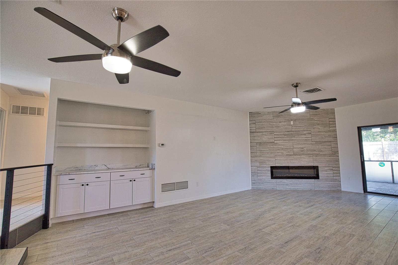 Image 7 of 39 For 651 Percheron Circle