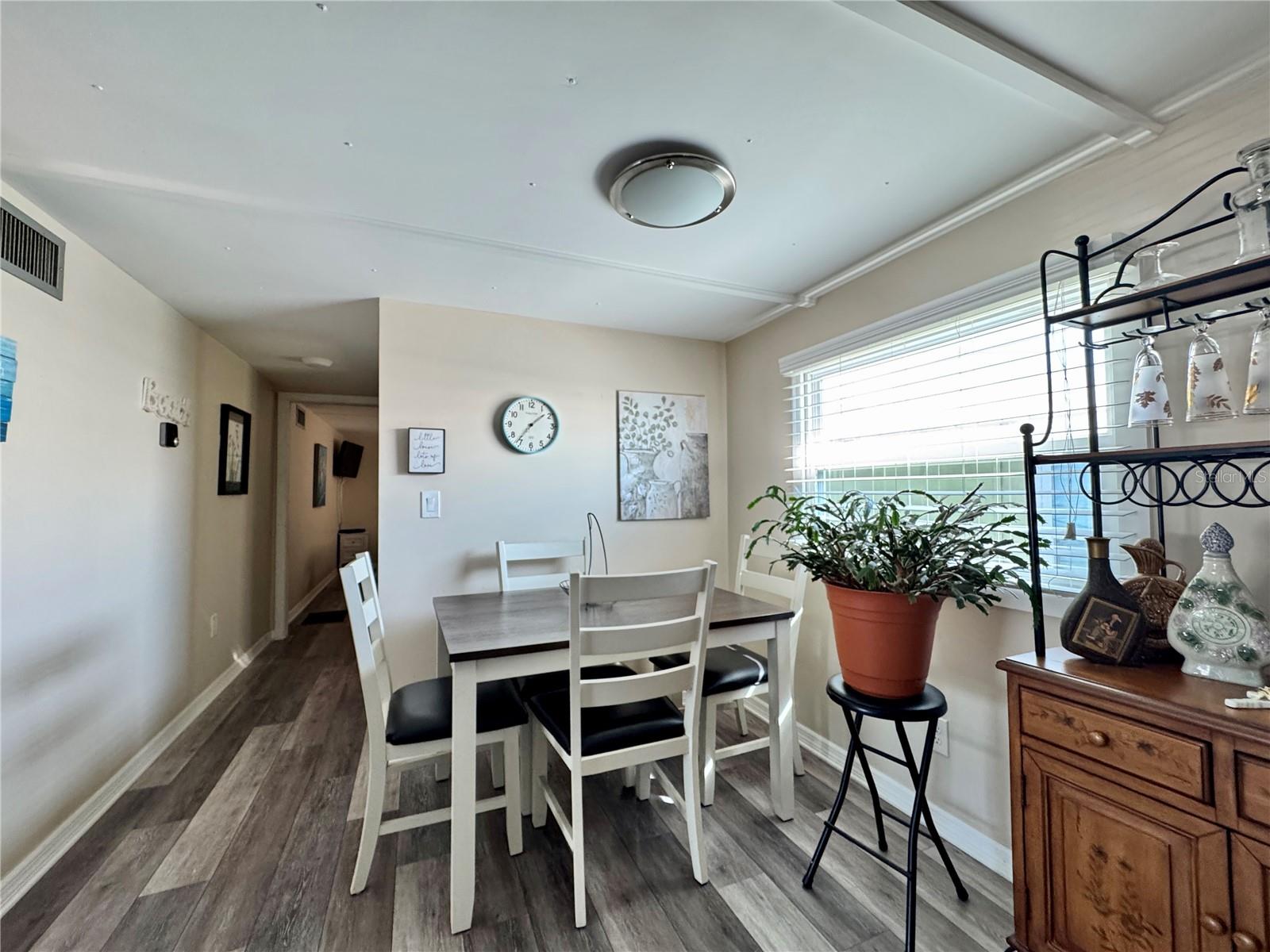 Image 12 of 45 For 6519 Texas Street