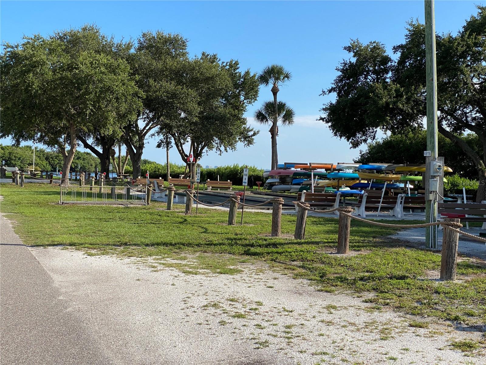 Image 35 of 45 For 6519 Texas Street