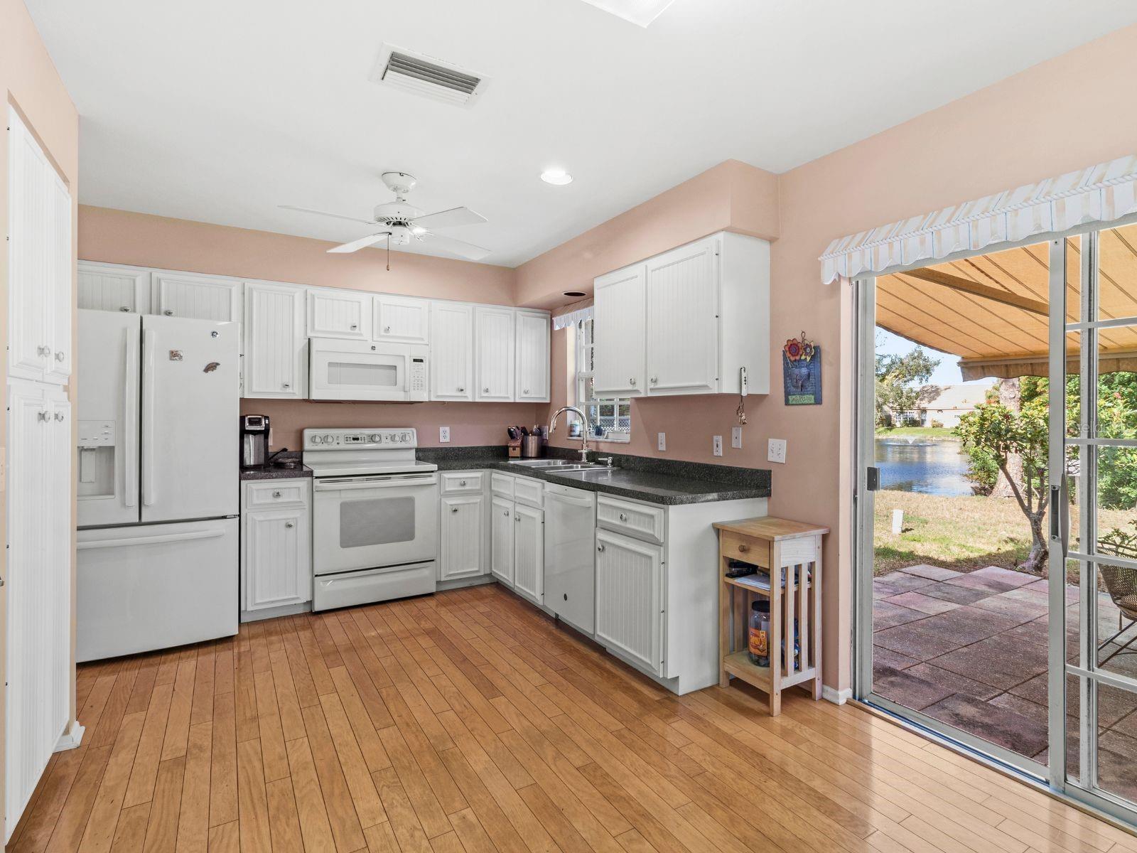 Image 19 of 46 For 5704 34th Court W