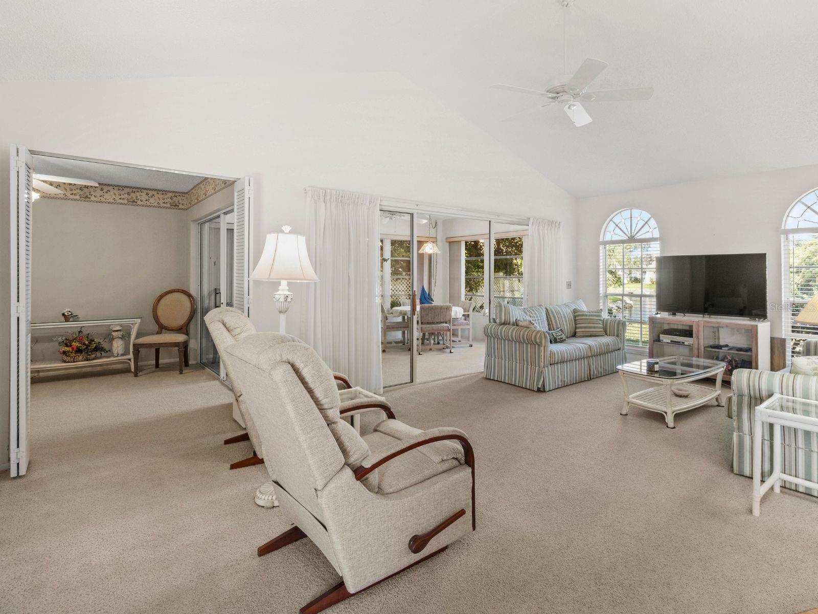 Image 7 of 46 For 5704 34th Court W