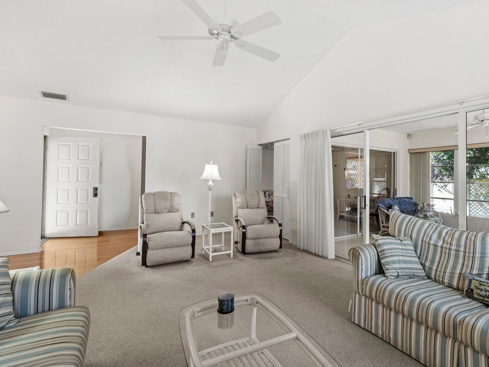 Image 8 of 46 For 5704 34th Court W