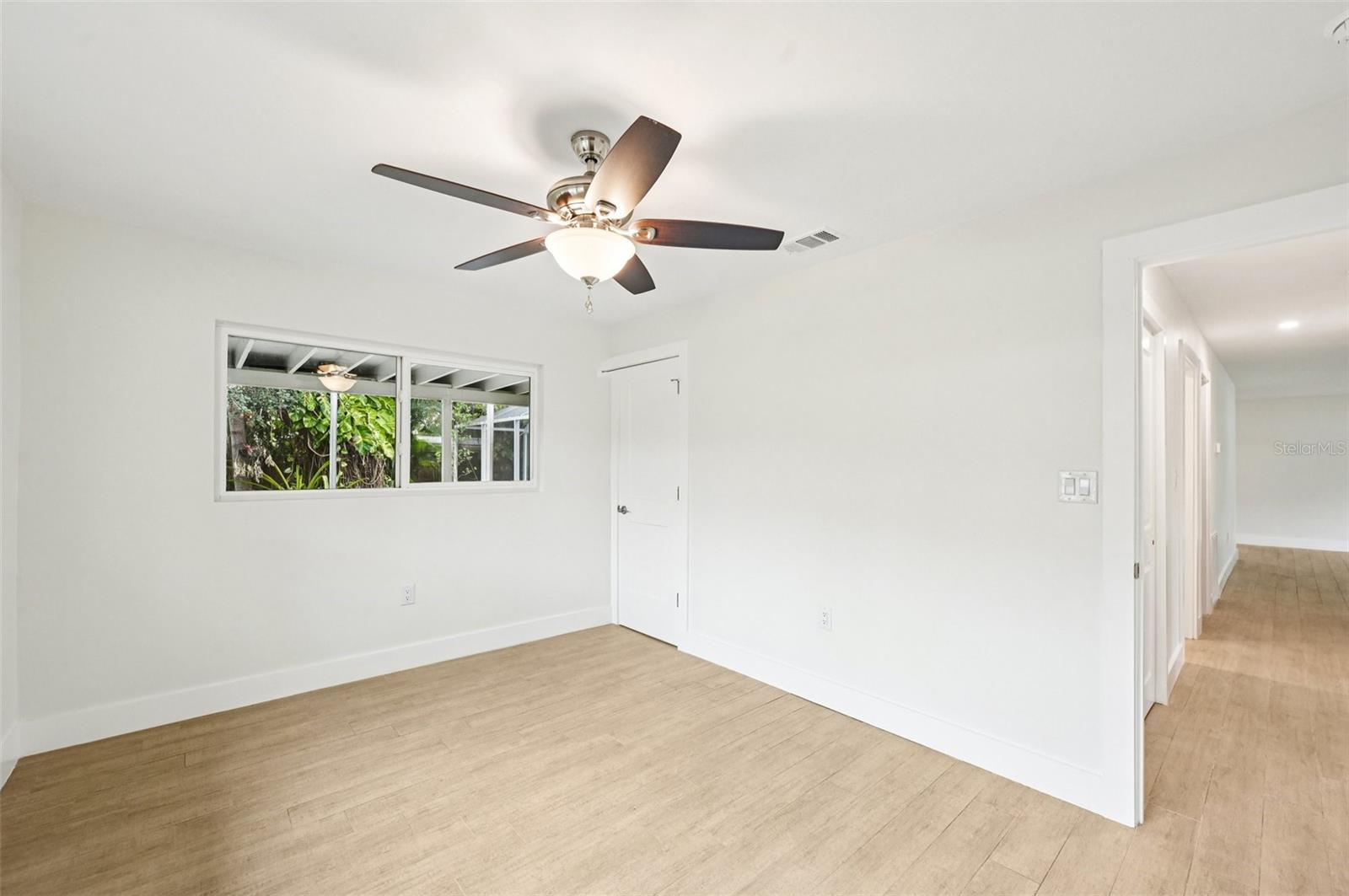 Image 16 of 32 For 3182 Hatton Street